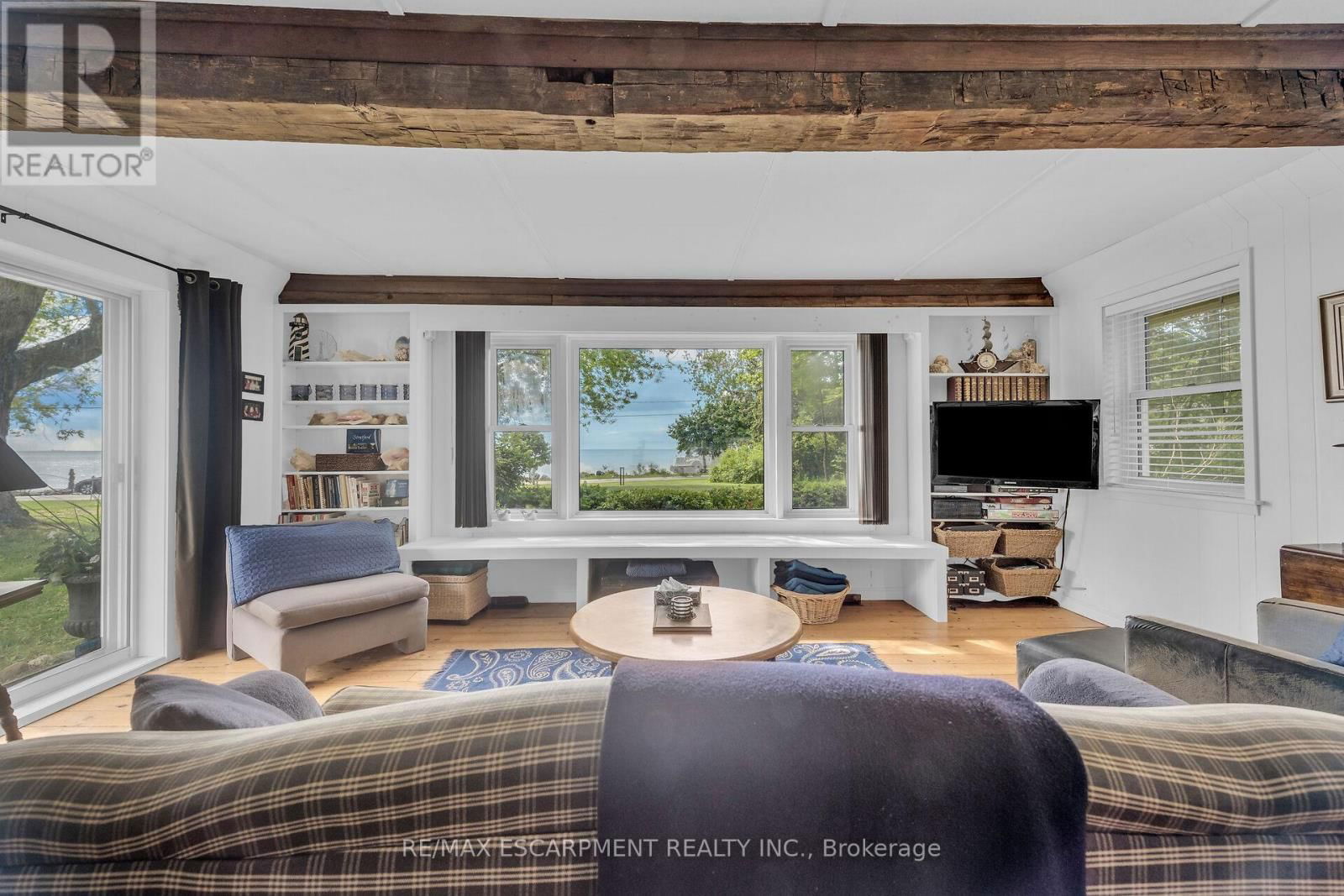 2593 NORTH SHORE DRIVE Image 9