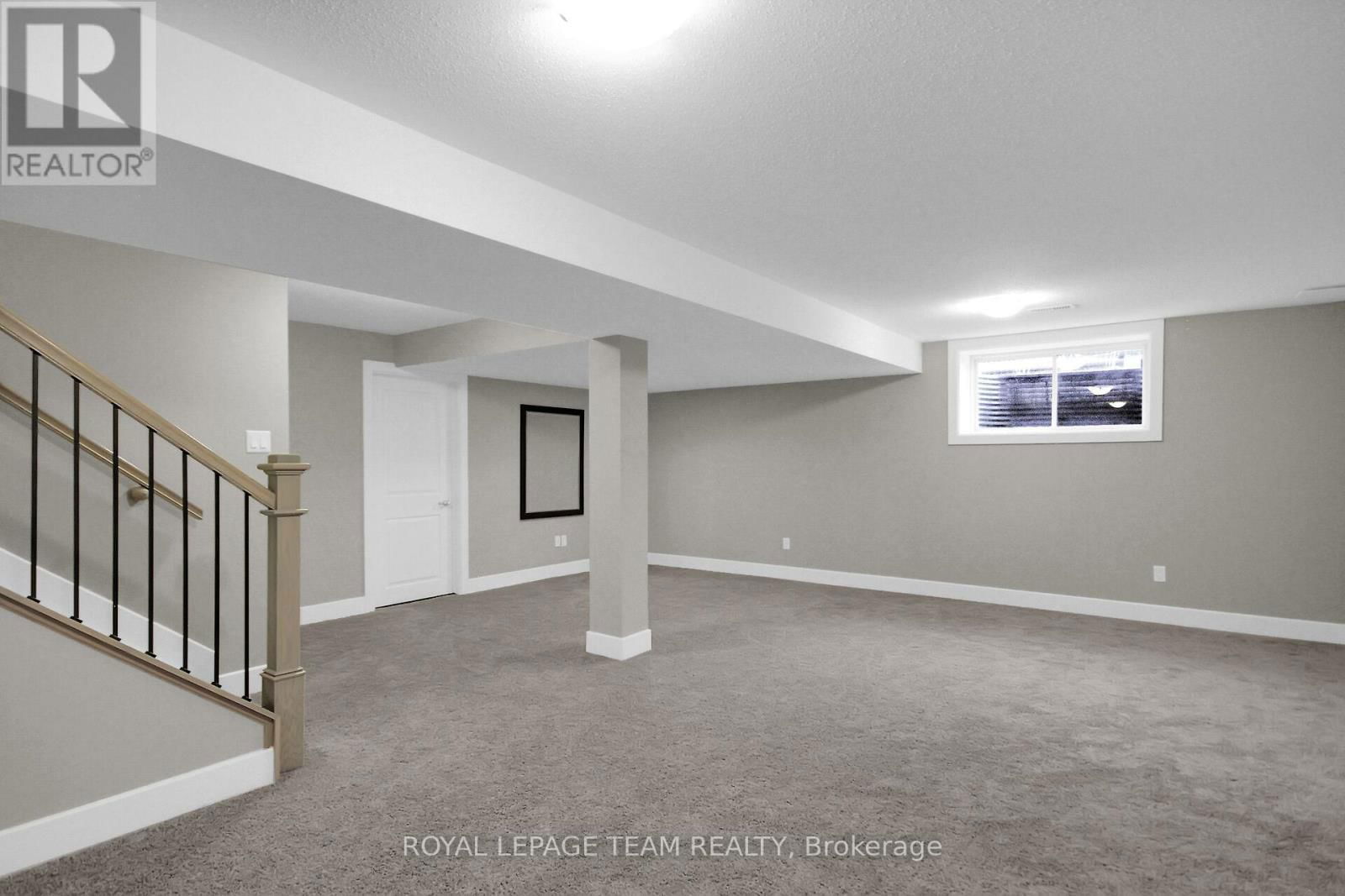 845 PERCIVAL CRESCENT Image 45