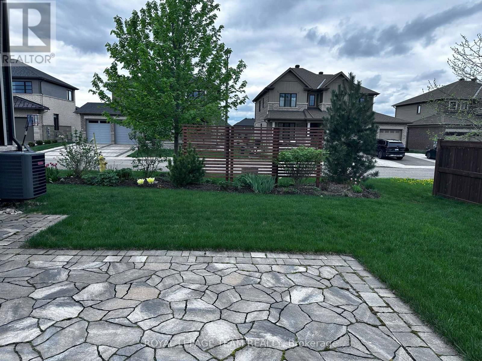 845 PERCIVAL CRESCENT Image 48