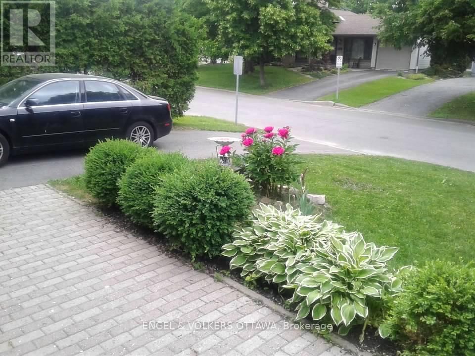 1266 ALLOWAY CRESCENT Image 20