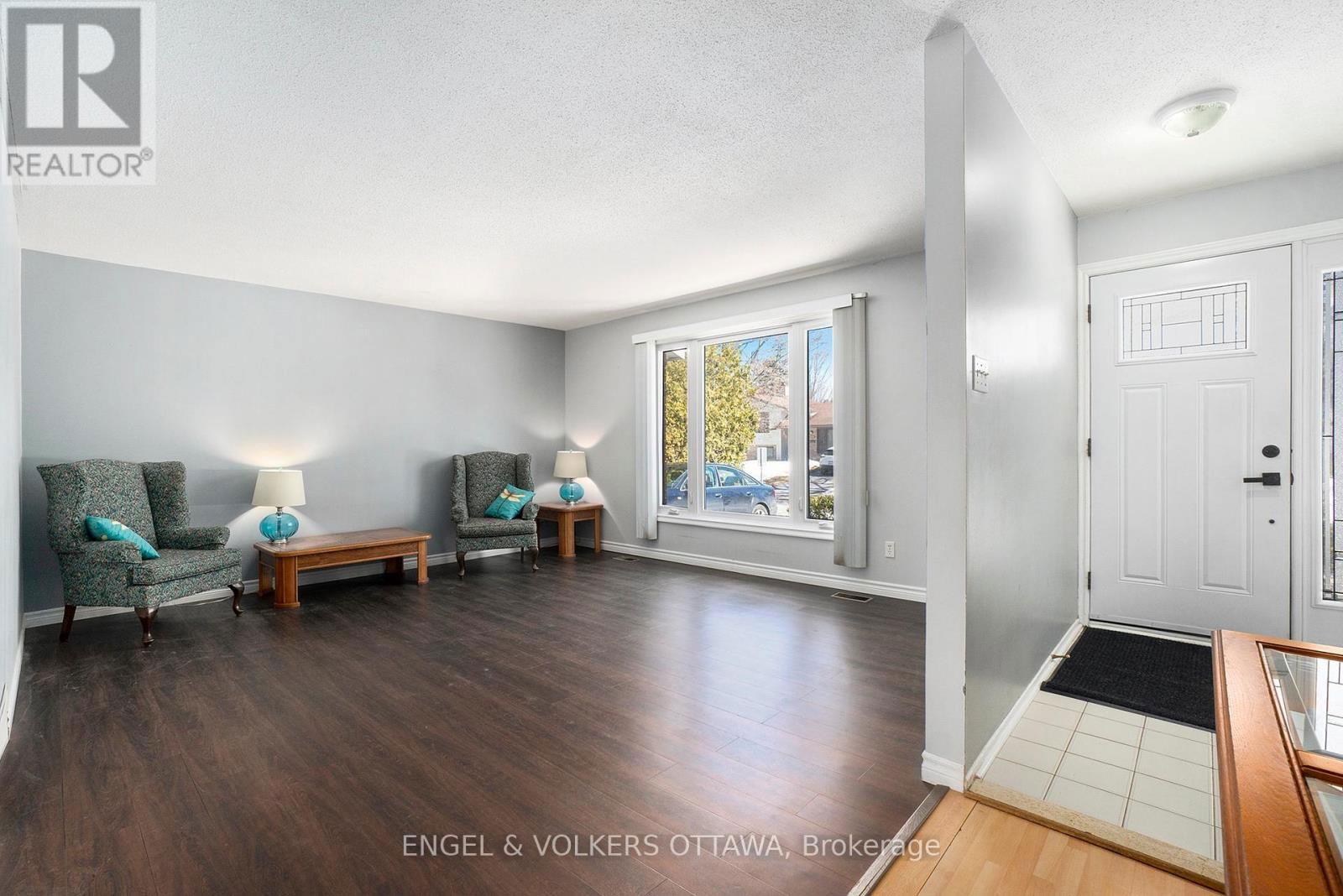 1266 ALLOWAY CRESCENT Image 3
