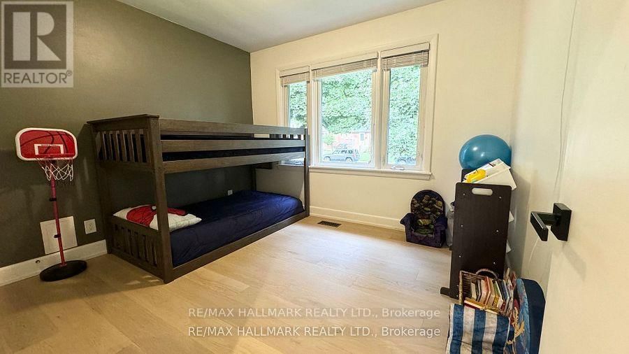 121 WEST 23RD STREET Image 13