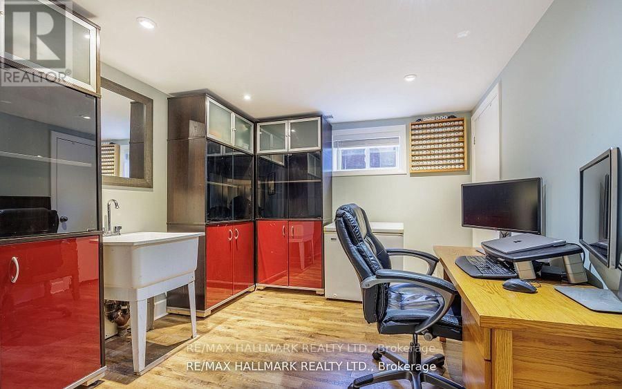 121 WEST 23RD STREET Image 17