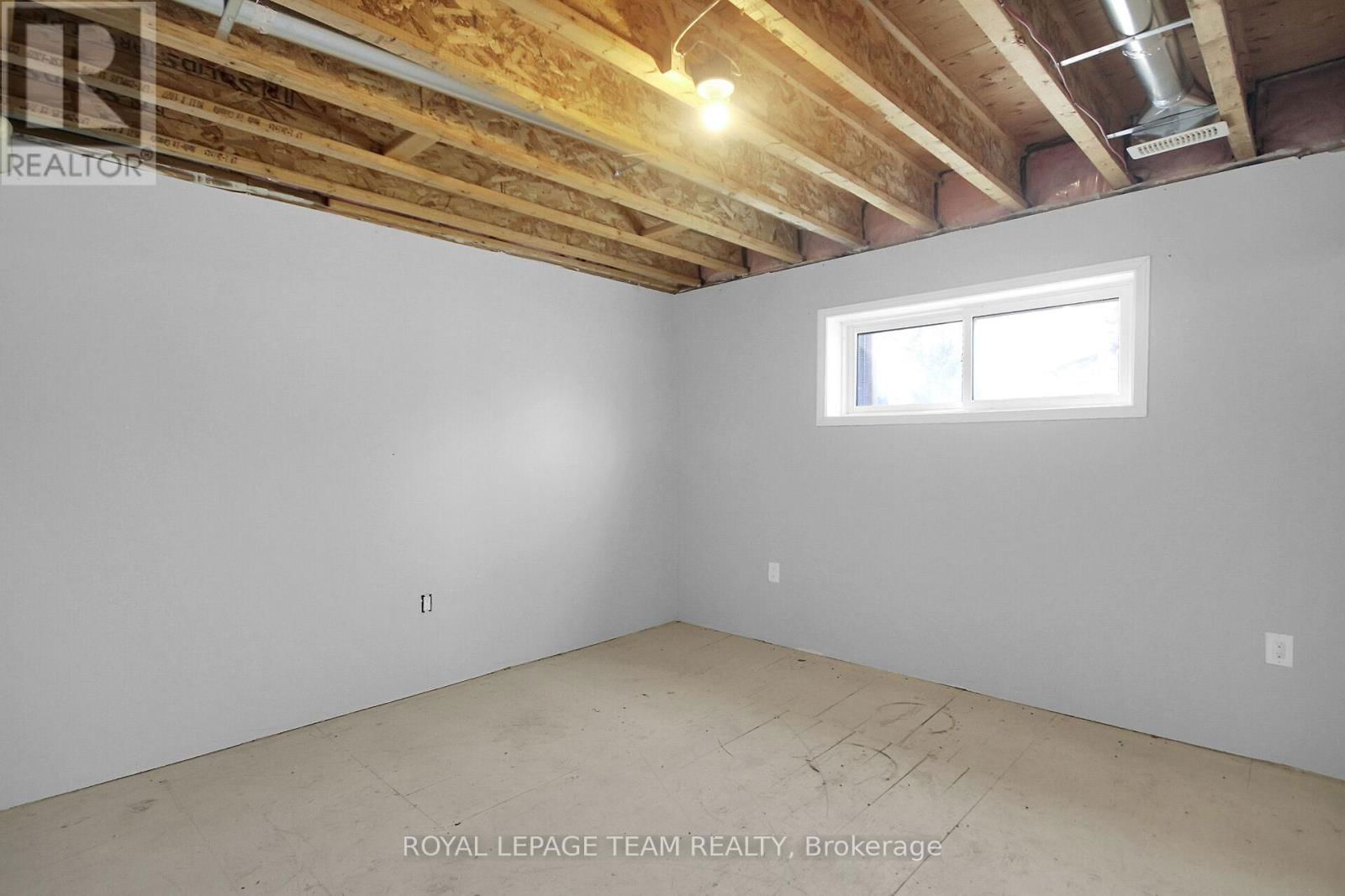 12473 SHANNETTE ROAD Image 34