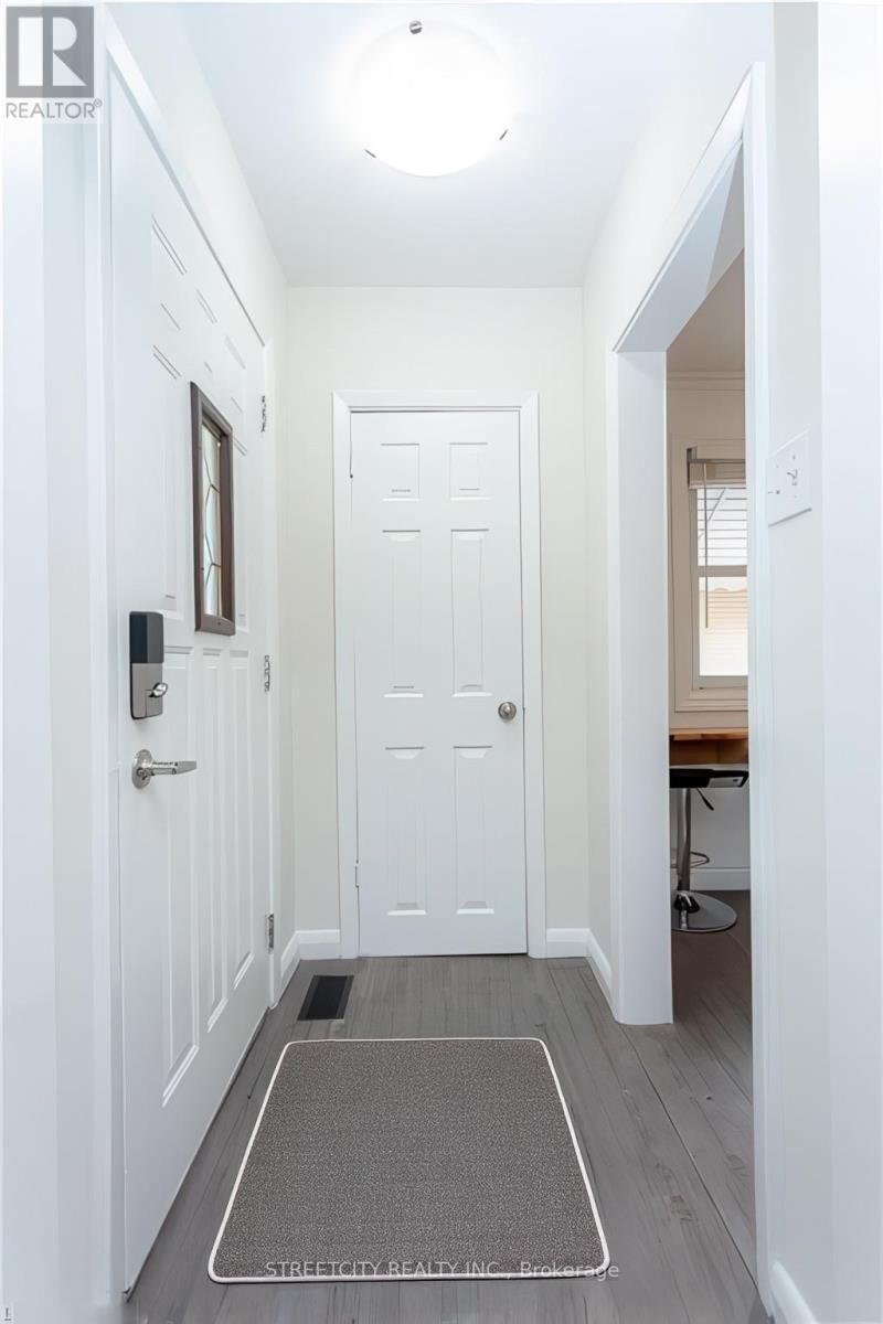 537 CLARKE ROAD Image 3