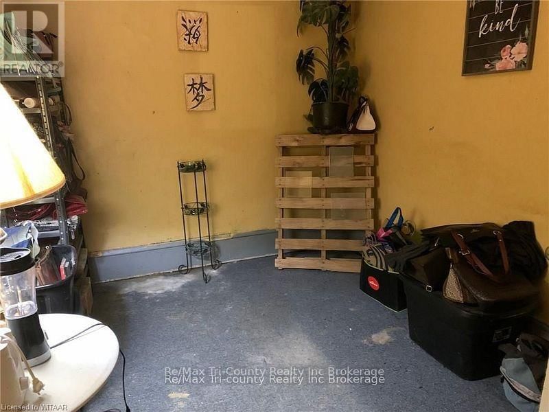 92 BROADWAY STREET Image 14