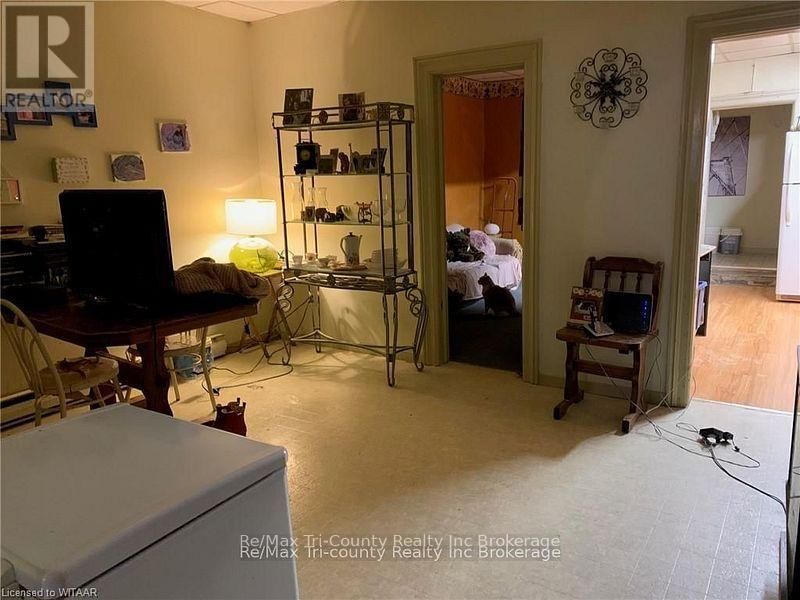 92 BROADWAY STREET Image 6