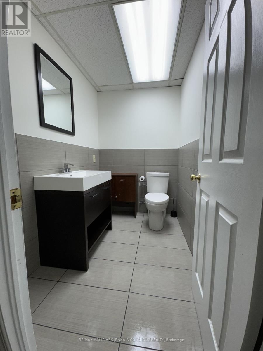 14 - 1010 POLYTEK STREET Image 4