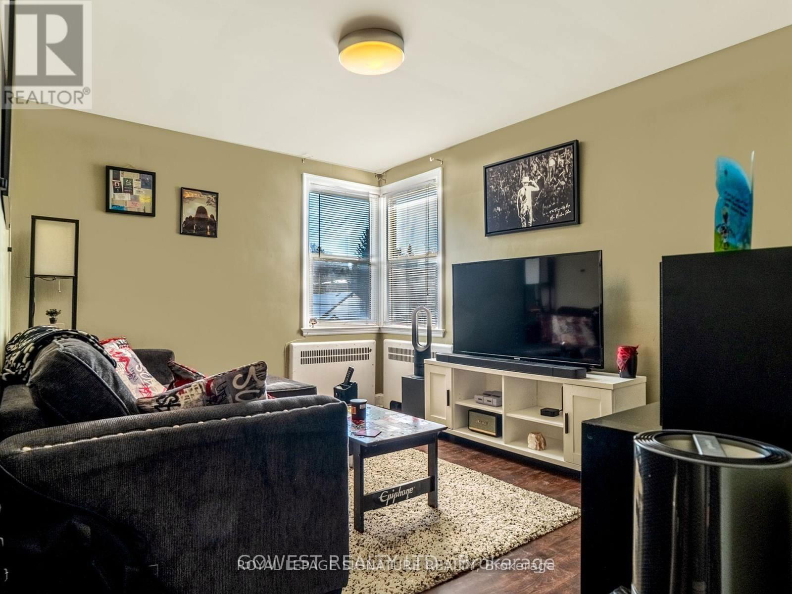 99 DOUGLAS STREET Image 6