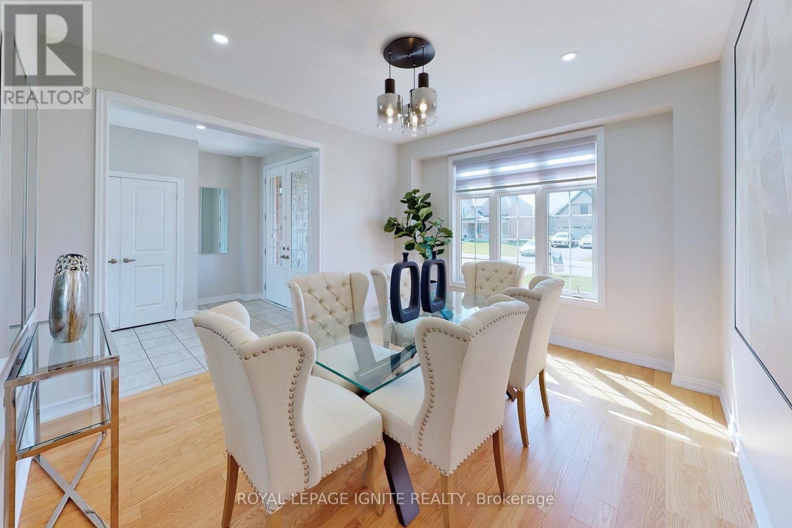 20 MONARCH ROAD Image 9