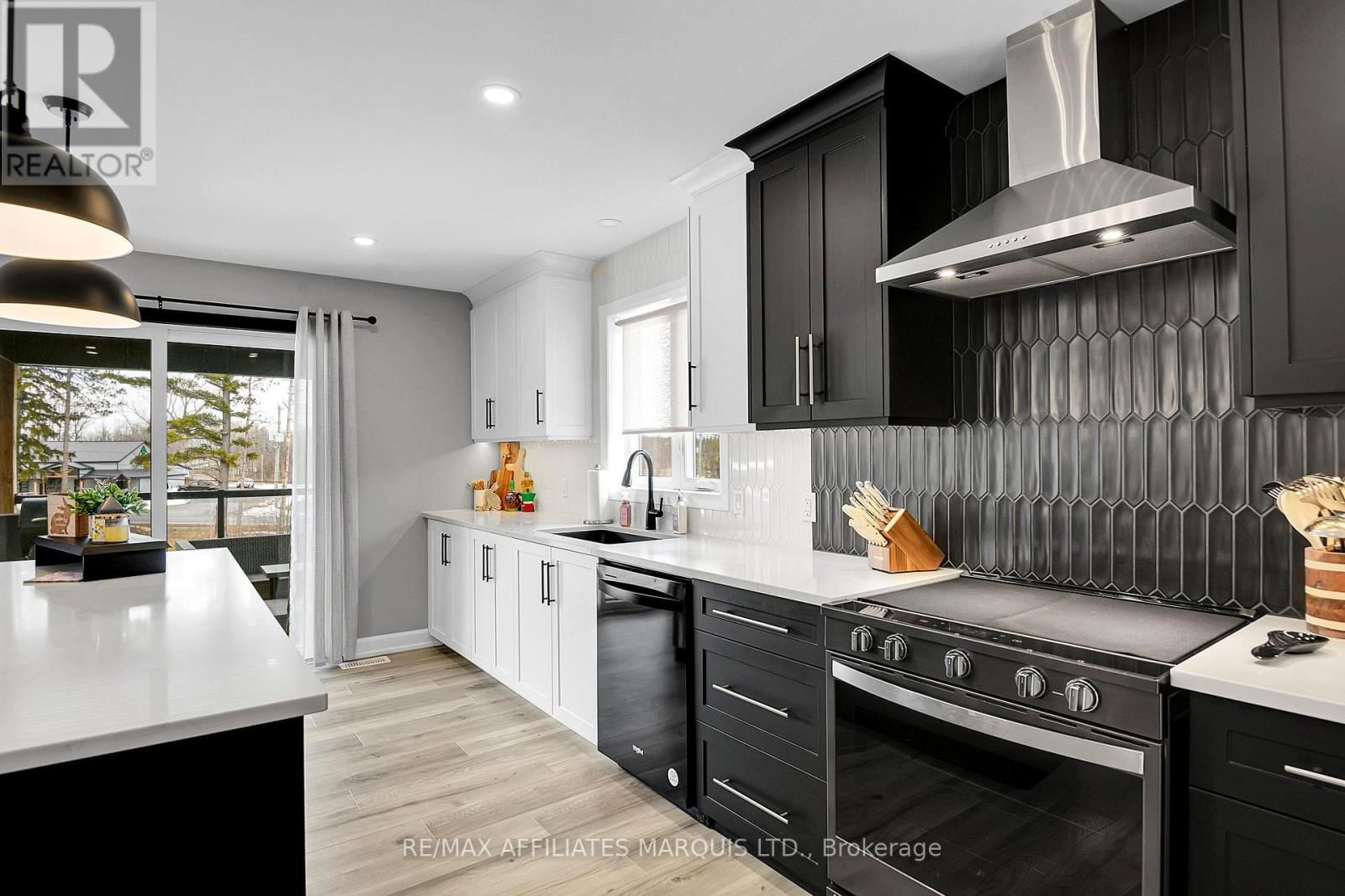14 MATTHEW KIERAN CRESCENT Image 14