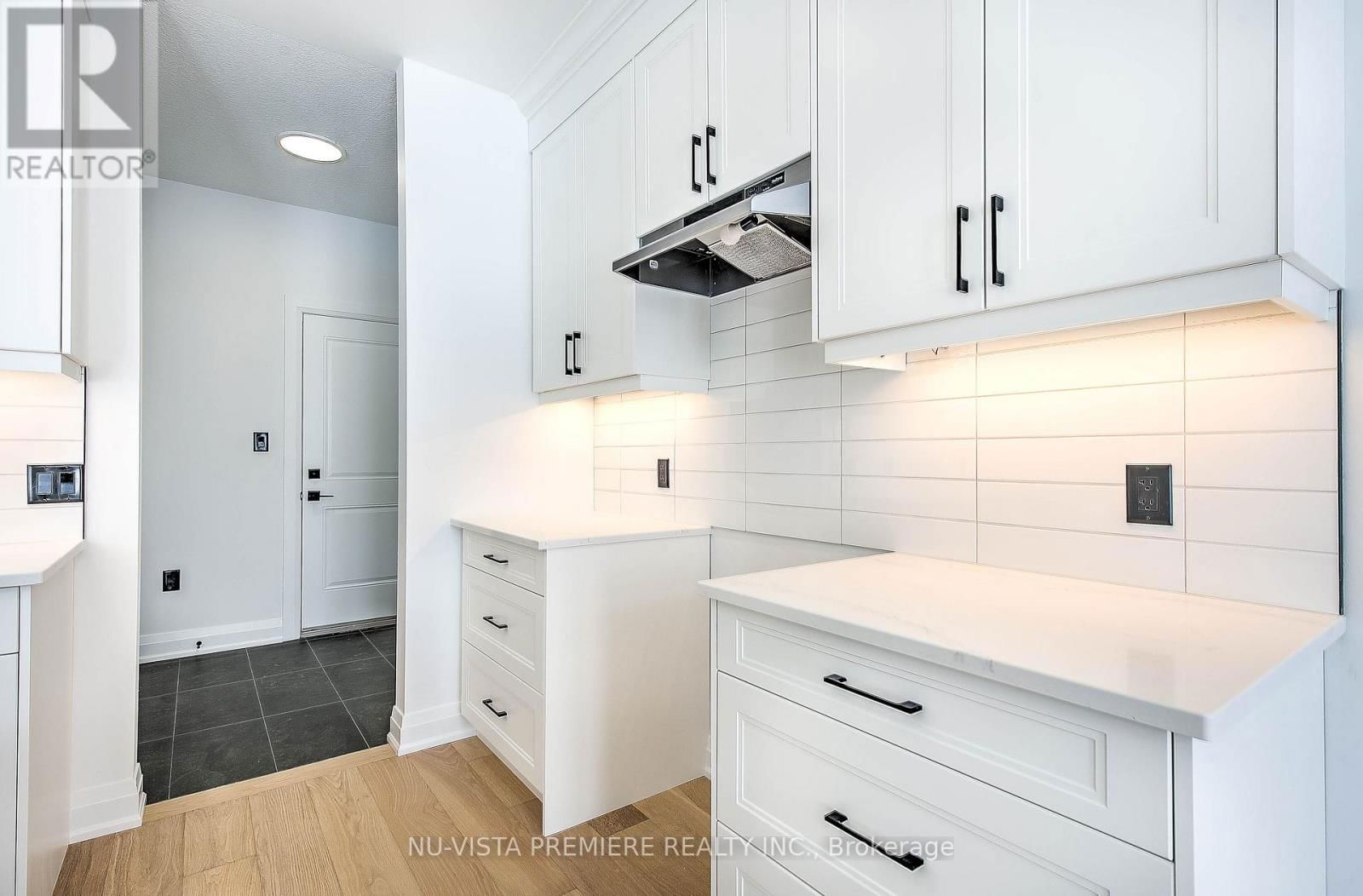 157 HOLLOWAY TRAIL Image 17