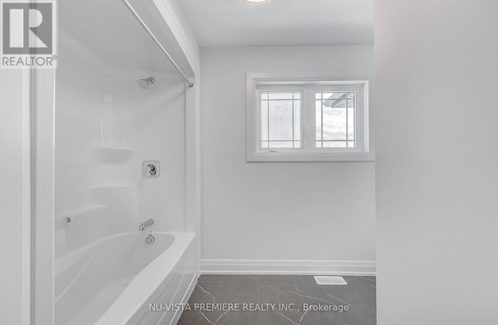 157 HOLLOWAY TRAIL Image 32