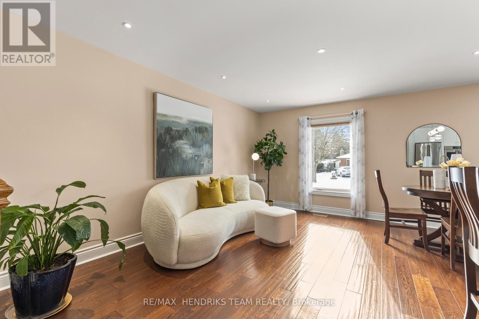 23 HURRICANE ROAD Image 7