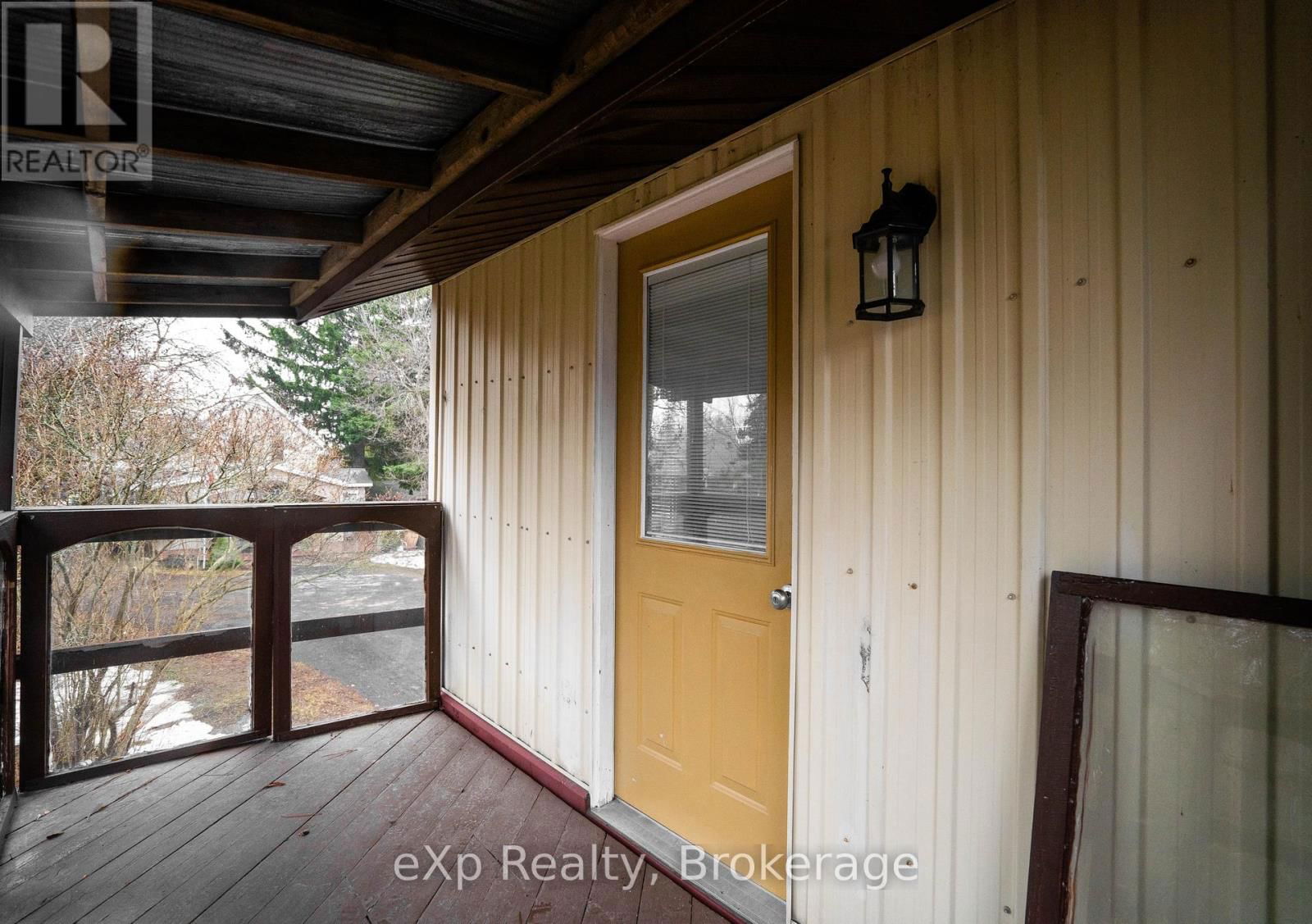 601 DAWSON STREET Image 28