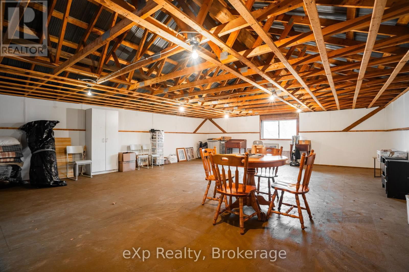 601 DAWSON STREET Image 34