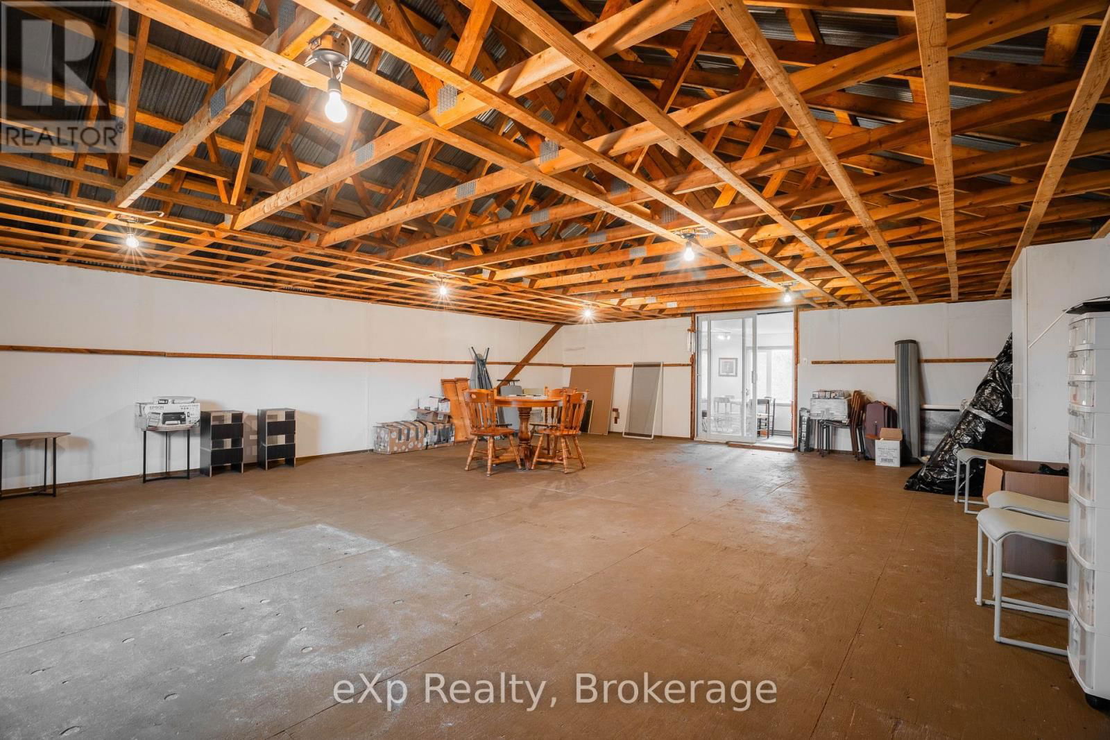 601 DAWSON STREET Image 35