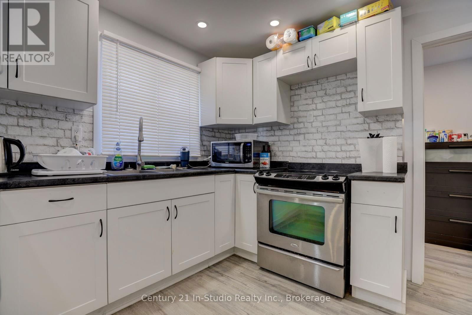 103 KING STREET Image 11