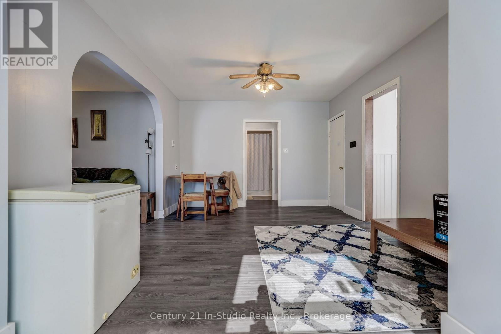 103 KING STREET Image 16