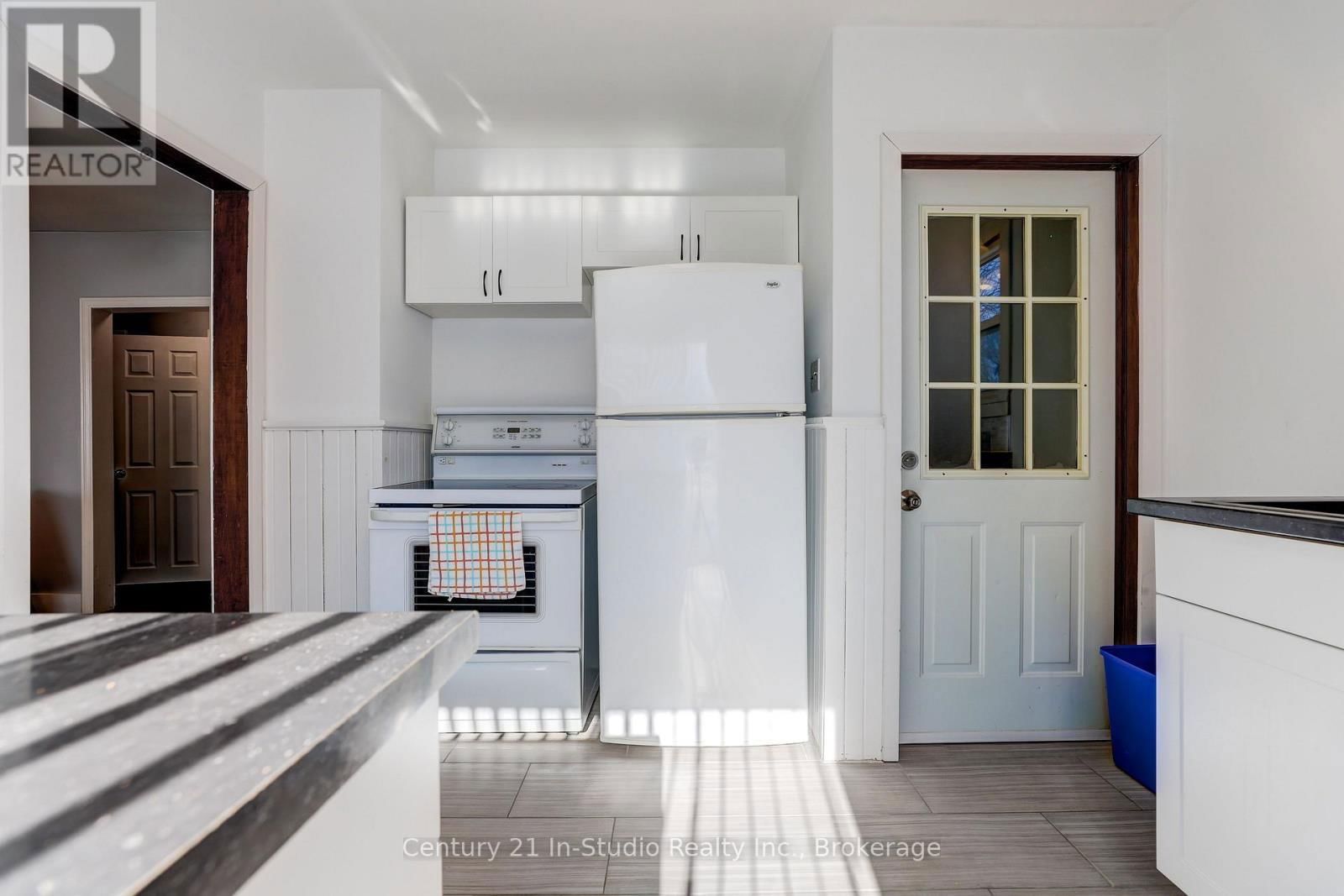 103 KING STREET Image 23