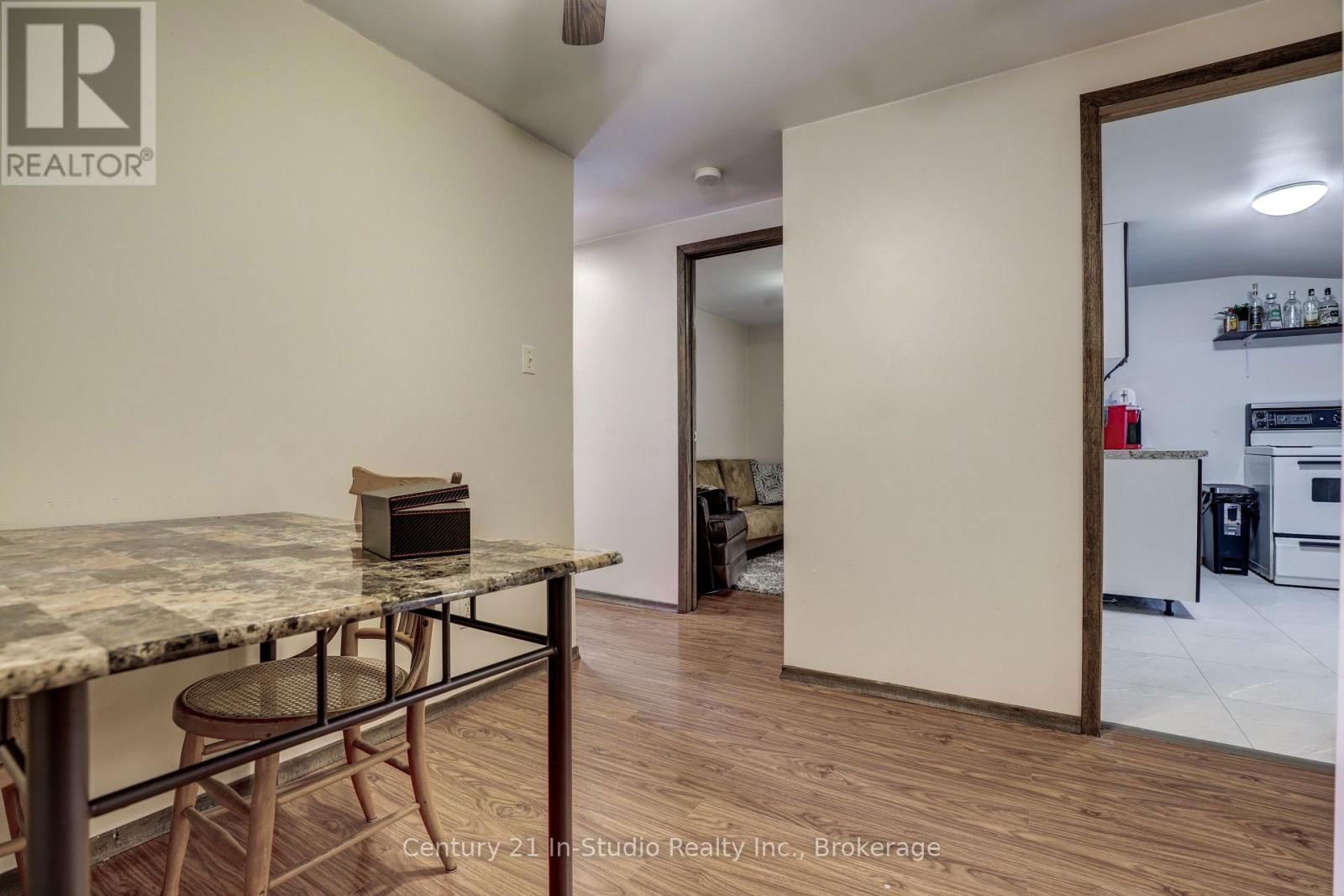 103 KING STREET Image 27
