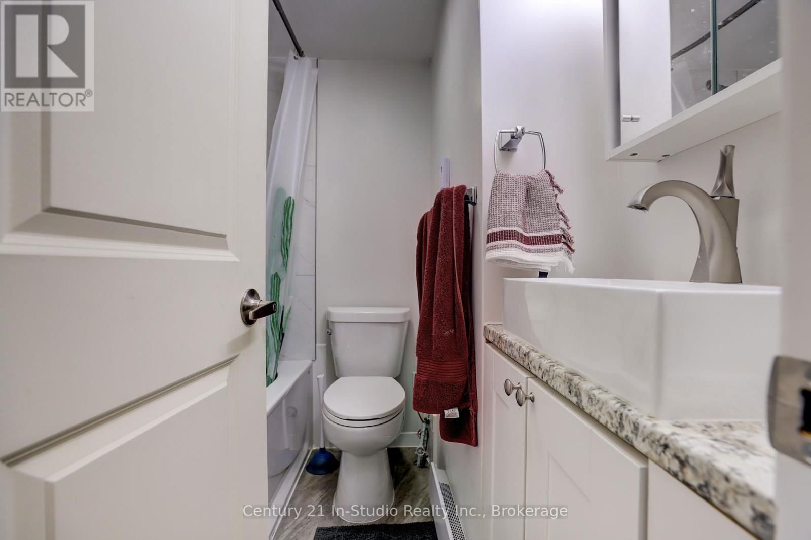 103 KING STREET Image 33