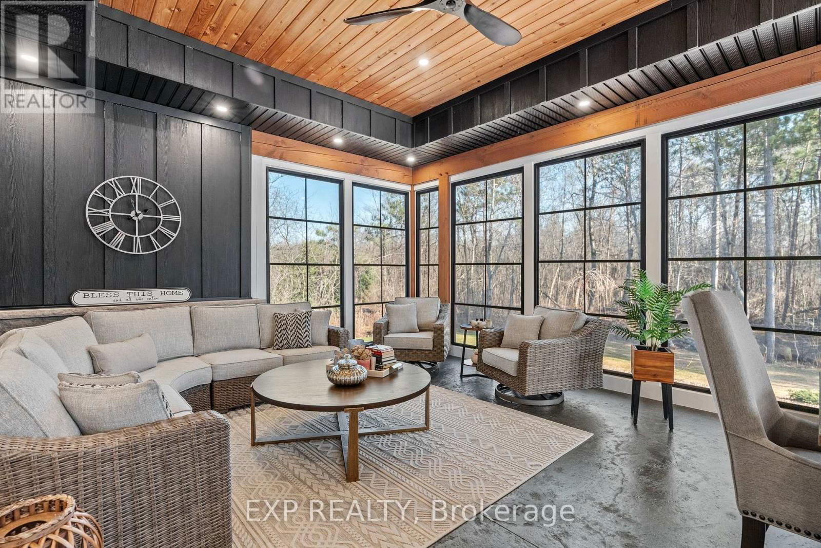 8425 GOOSEMARSH LINE Image 15