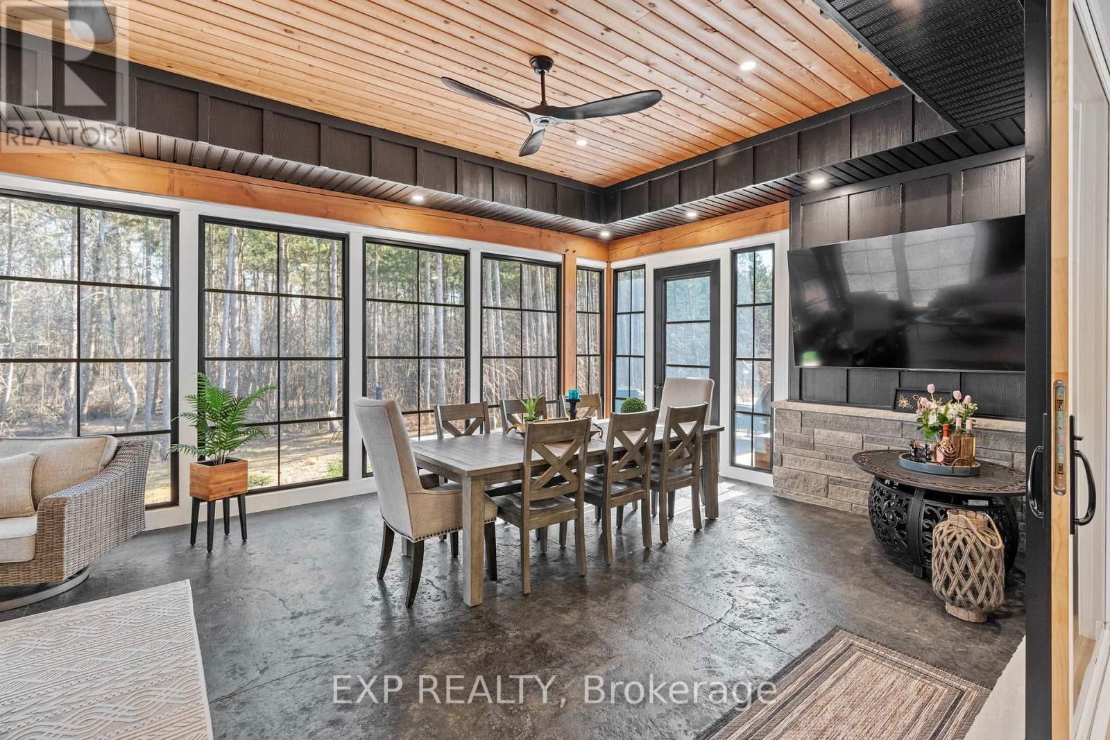 8425 GOOSEMARSH LINE Image 16