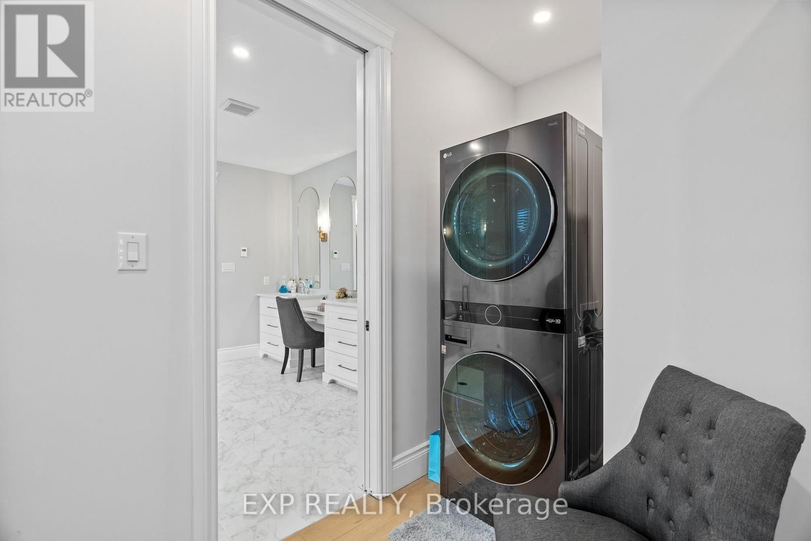 8425 GOOSEMARSH LINE Image 25