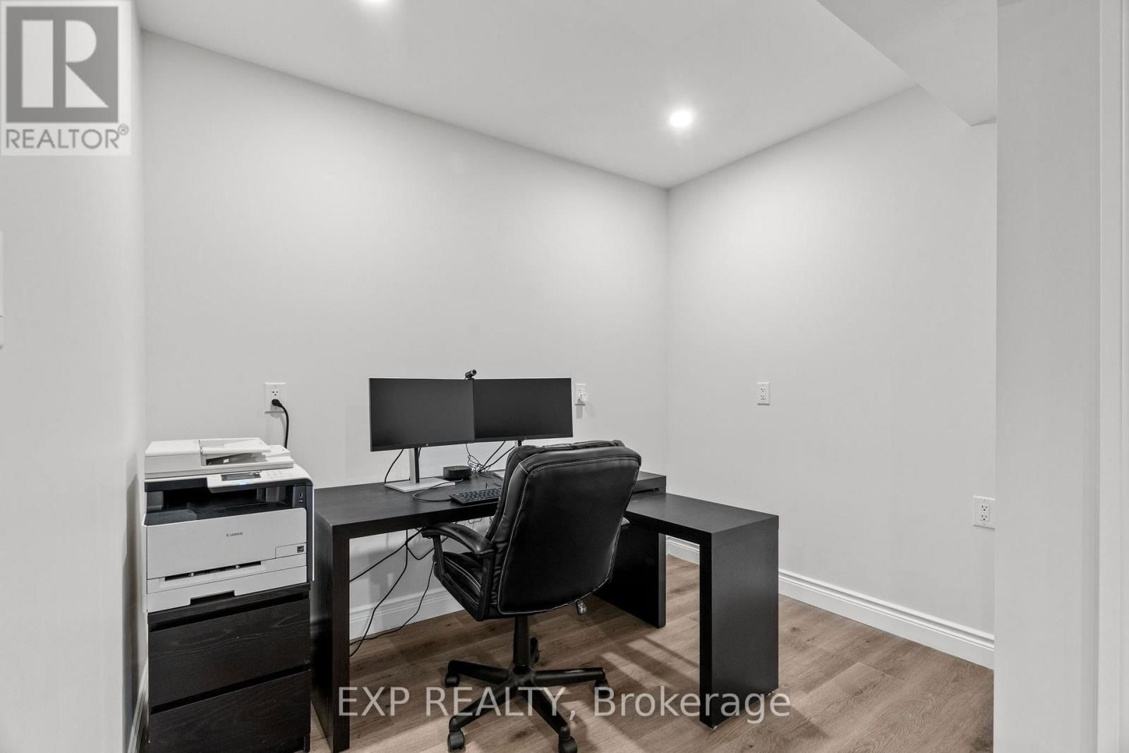 8425 GOOSEMARSH LINE Image 38