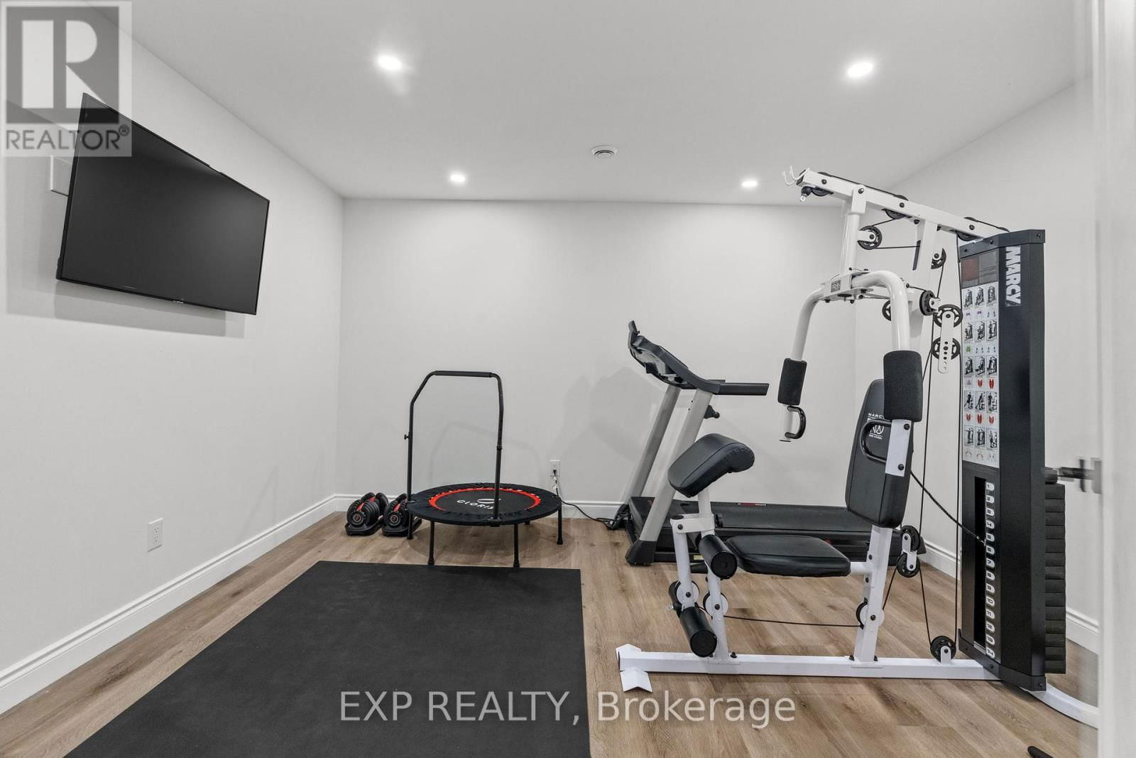 8425 GOOSEMARSH LINE Image 39