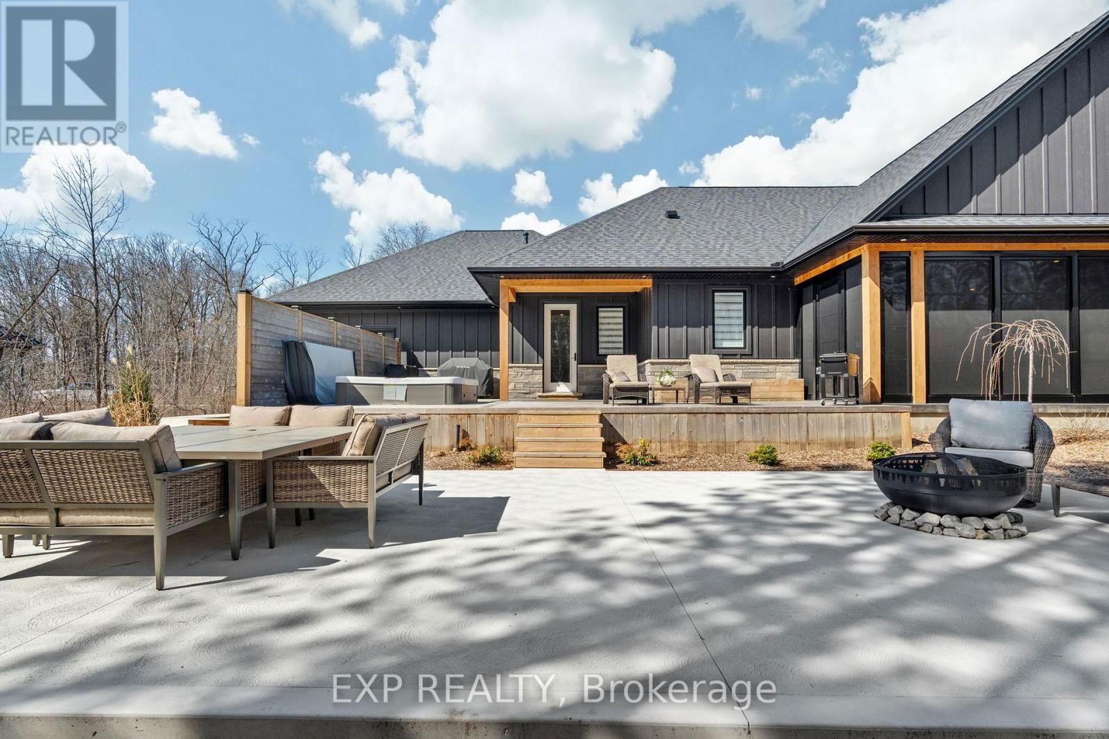 8425 GOOSEMARSH LINE Image 43