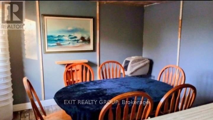 33 GLASTONBURY ROAD Image 12