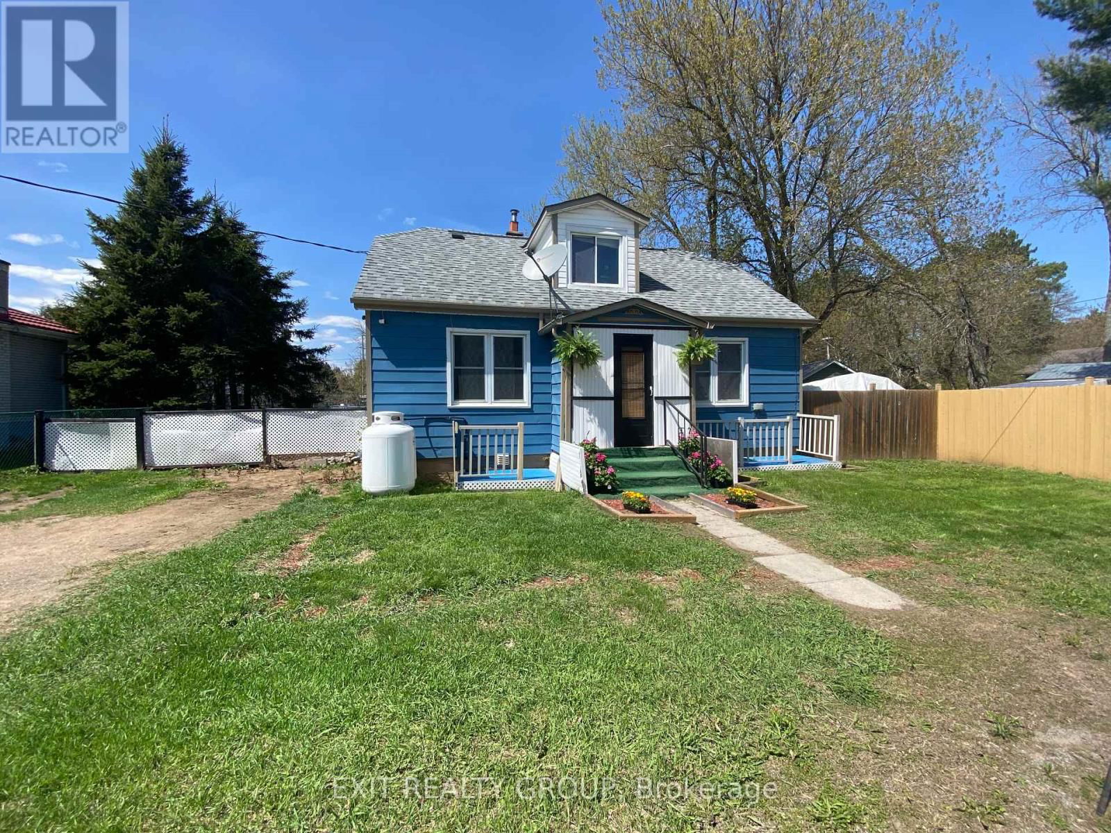 33 GLASTONBURY ROAD Image 2