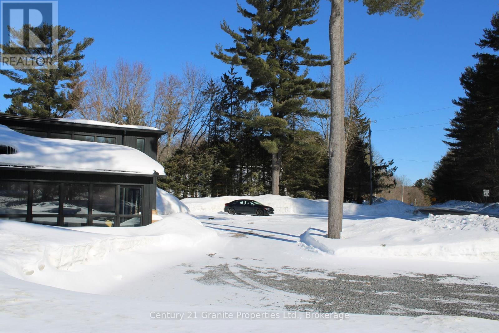 4 BARTLETT DRIVE Image 2