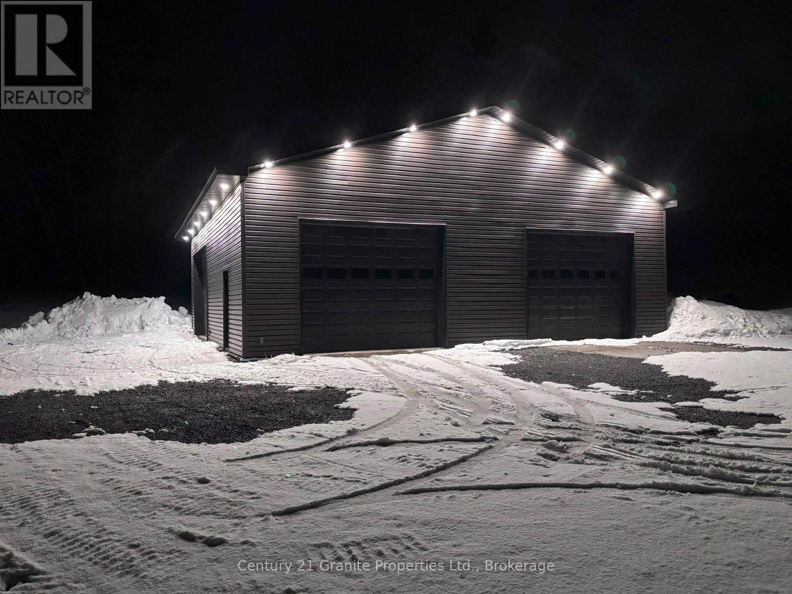 4 BARTLETT DRIVE Image 44
