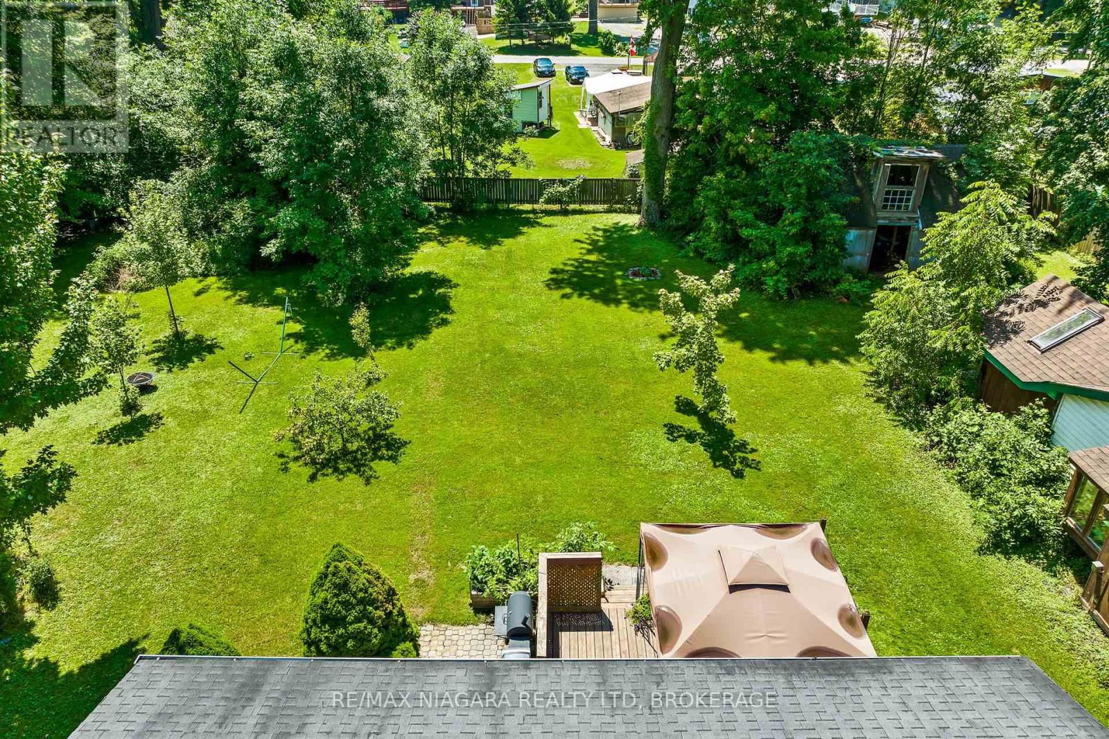 10567 MAPLEWOOD DRIVE Image 28
