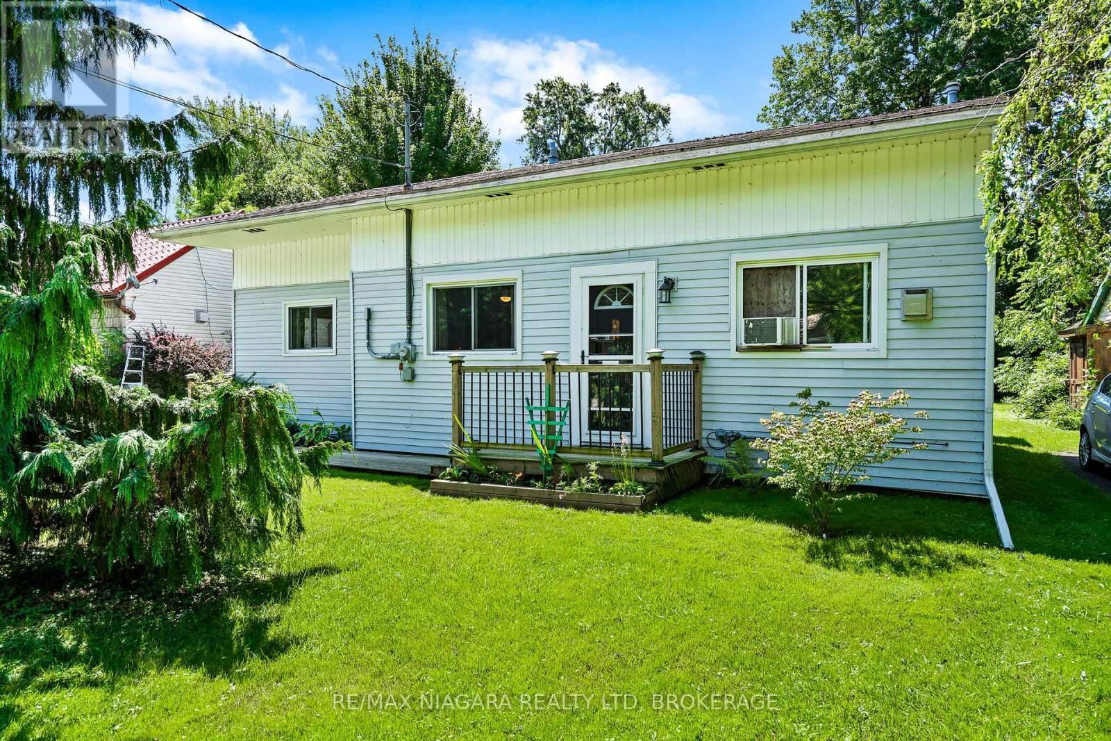 10567 MAPLEWOOD DRIVE Image 4