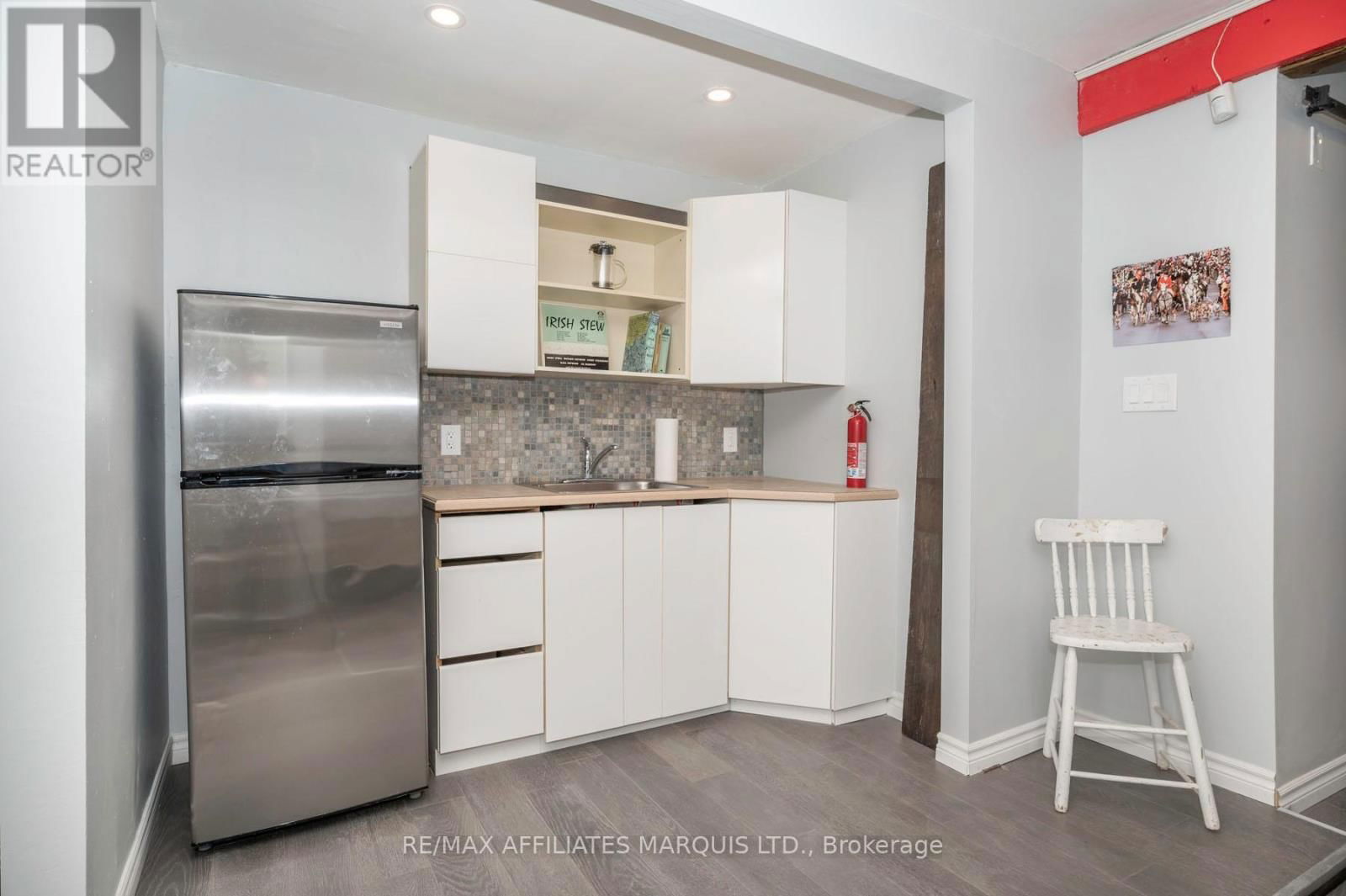 155 MONTREAL ROAD Image 18