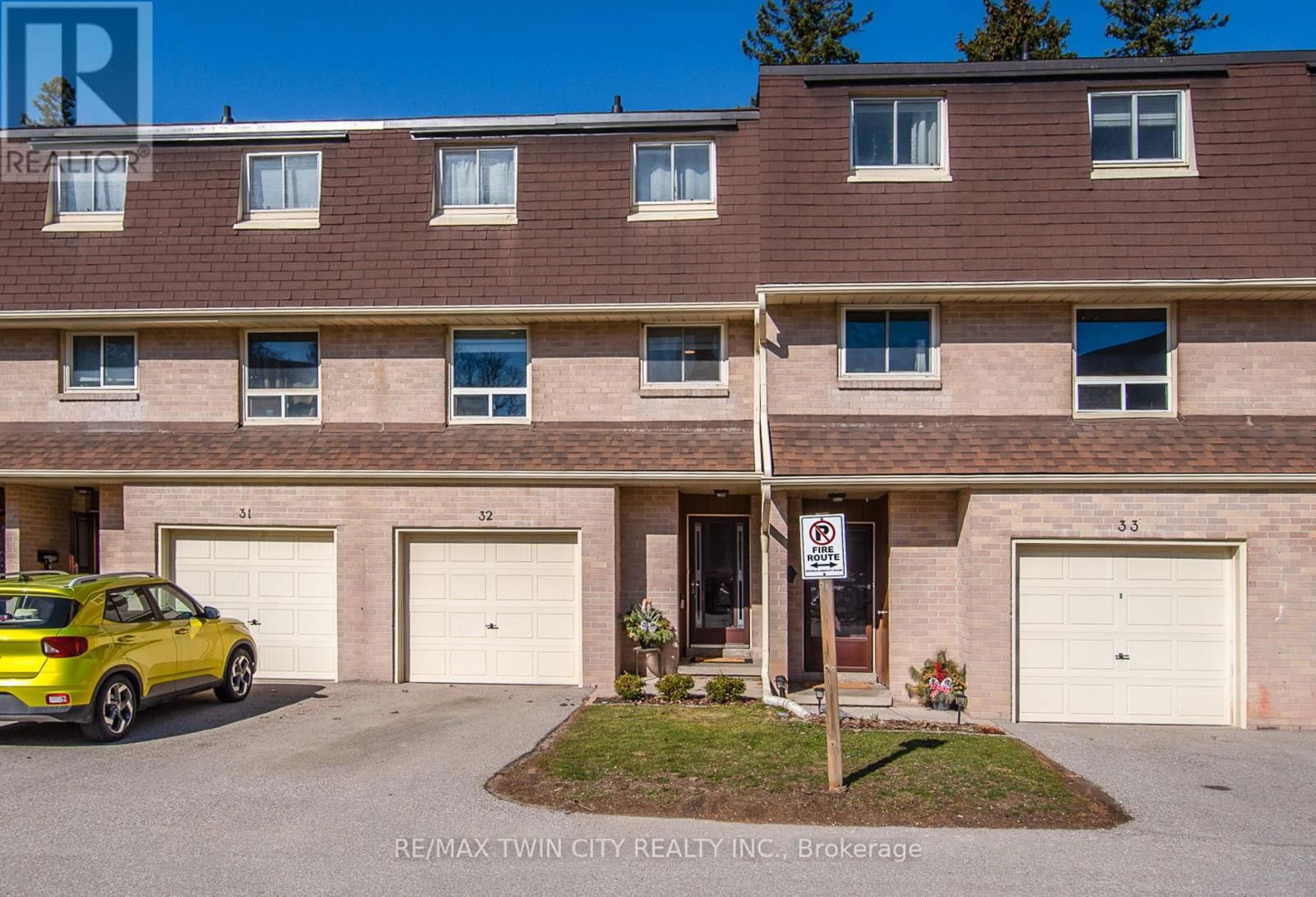 32 - 634 STRASBURG ROAD Image 1