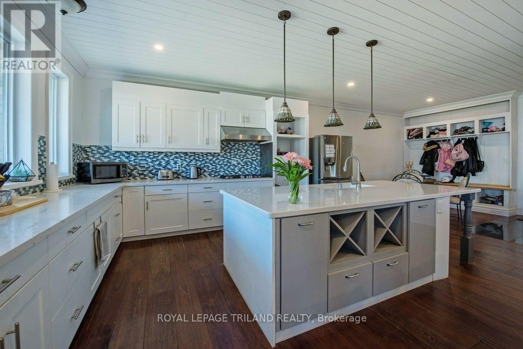 2222 BAKERVILLA STREET Image 12