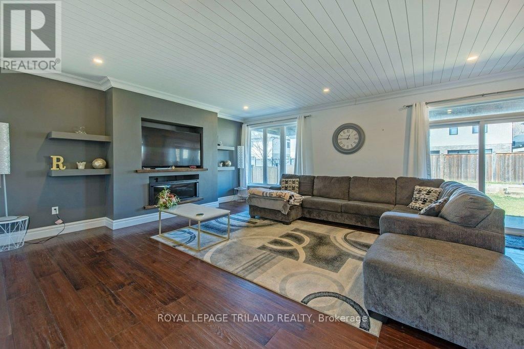 2222 BAKERVILLA STREET Image 7