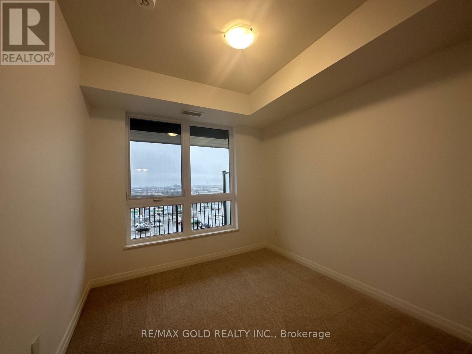 511 - 101 GOLDEN EAGLE ROAD Image 14