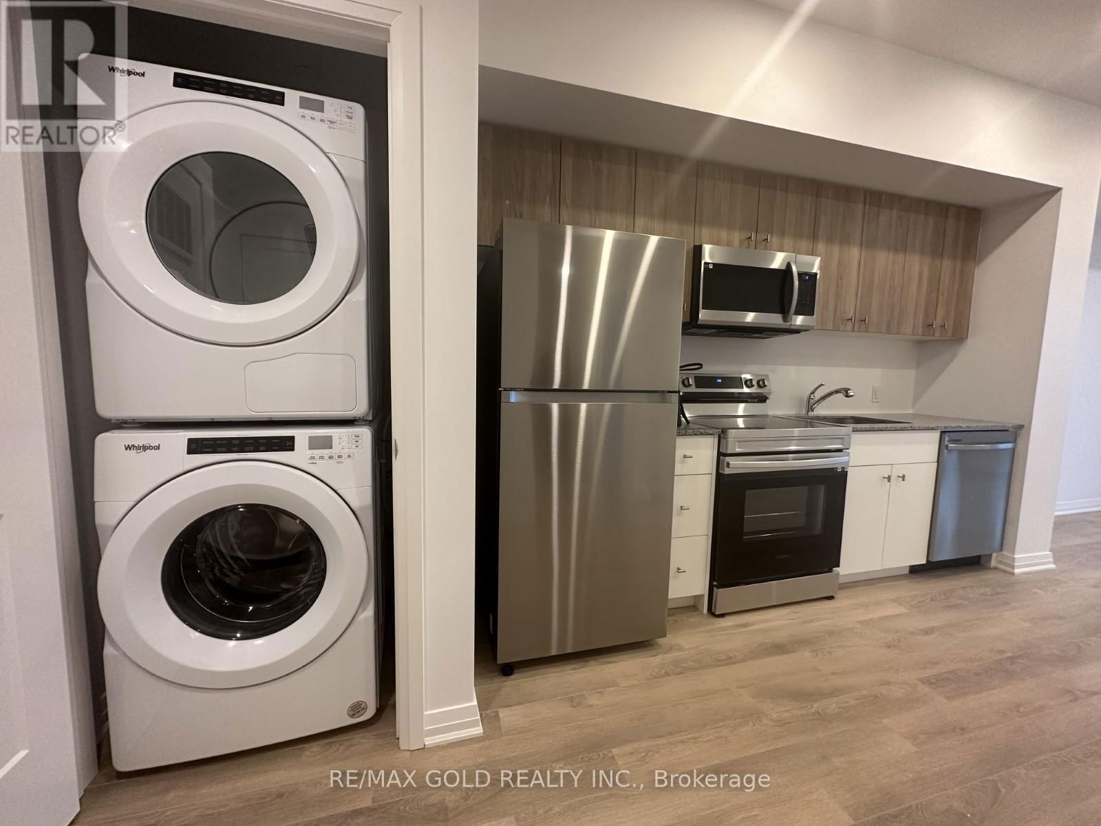511 - 101 GOLDEN EAGLE ROAD Image 15
