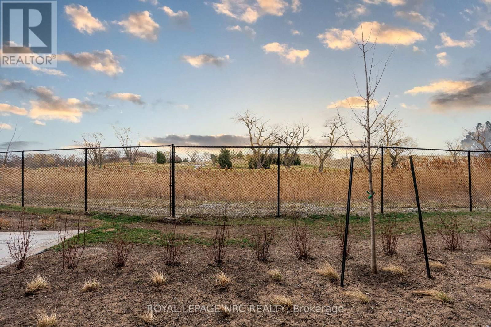 GL06 - 50 HERRICK AVENUE Image 7