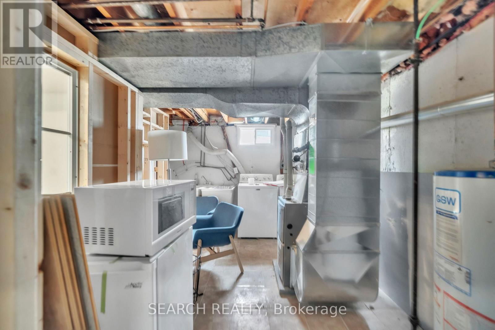 396 FIRST AVENUE Image 33