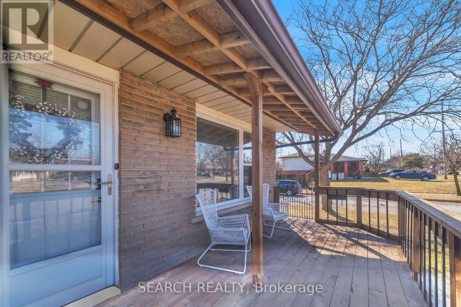 396 FIRST AVENUE Image 34