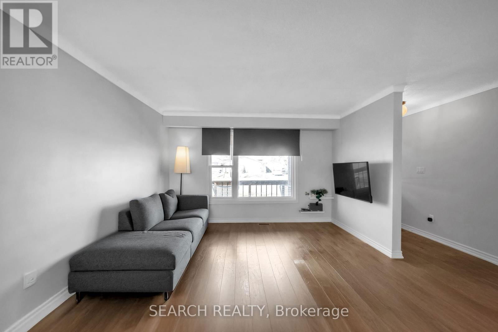 396 FIRST AVENUE Image 5