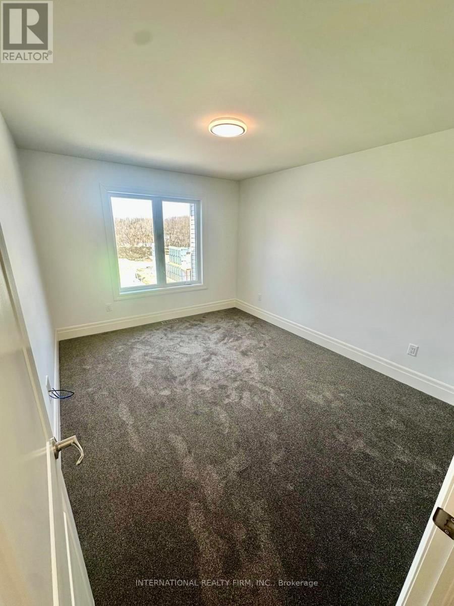 40 EVANS STREET Image 6