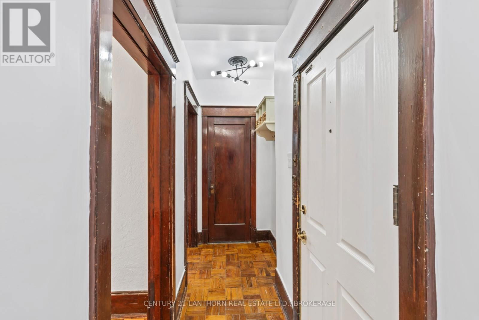 201 - 67 SYDENHAM STREET Image 20
